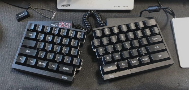 I wrote a review of the Ultimate Hacking Keyboard for you nerds ...